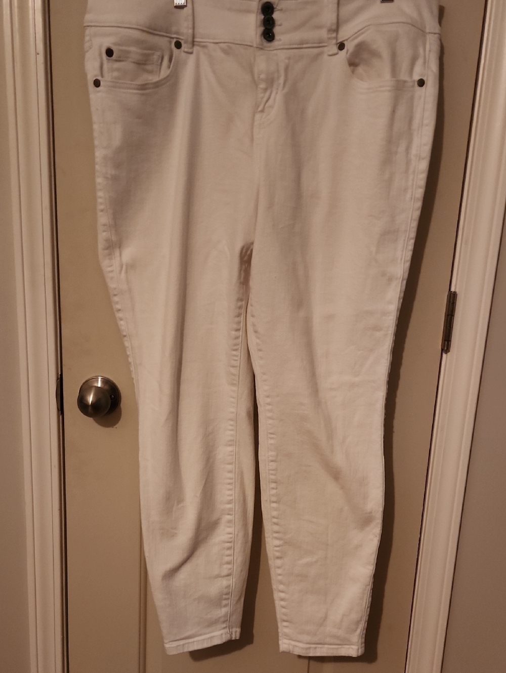torrid White Stretch Jeggings - High Waist Slim Fit